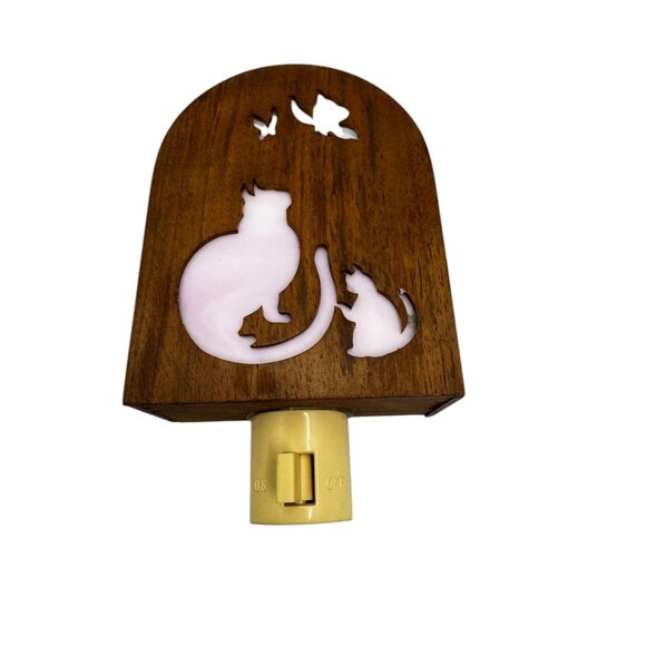 Vintage Wooden Night Light With Cat & Butterfly Cutout Design - Picture 8 of 9